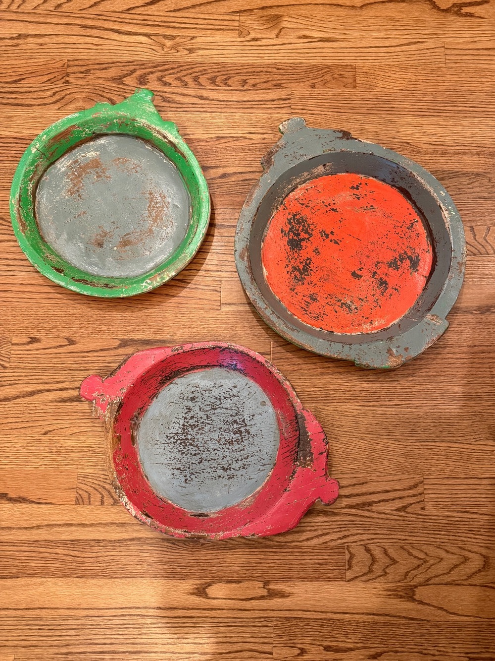 Set of 3 Distressed rustic farmhouse chapati bowls for wall hanging